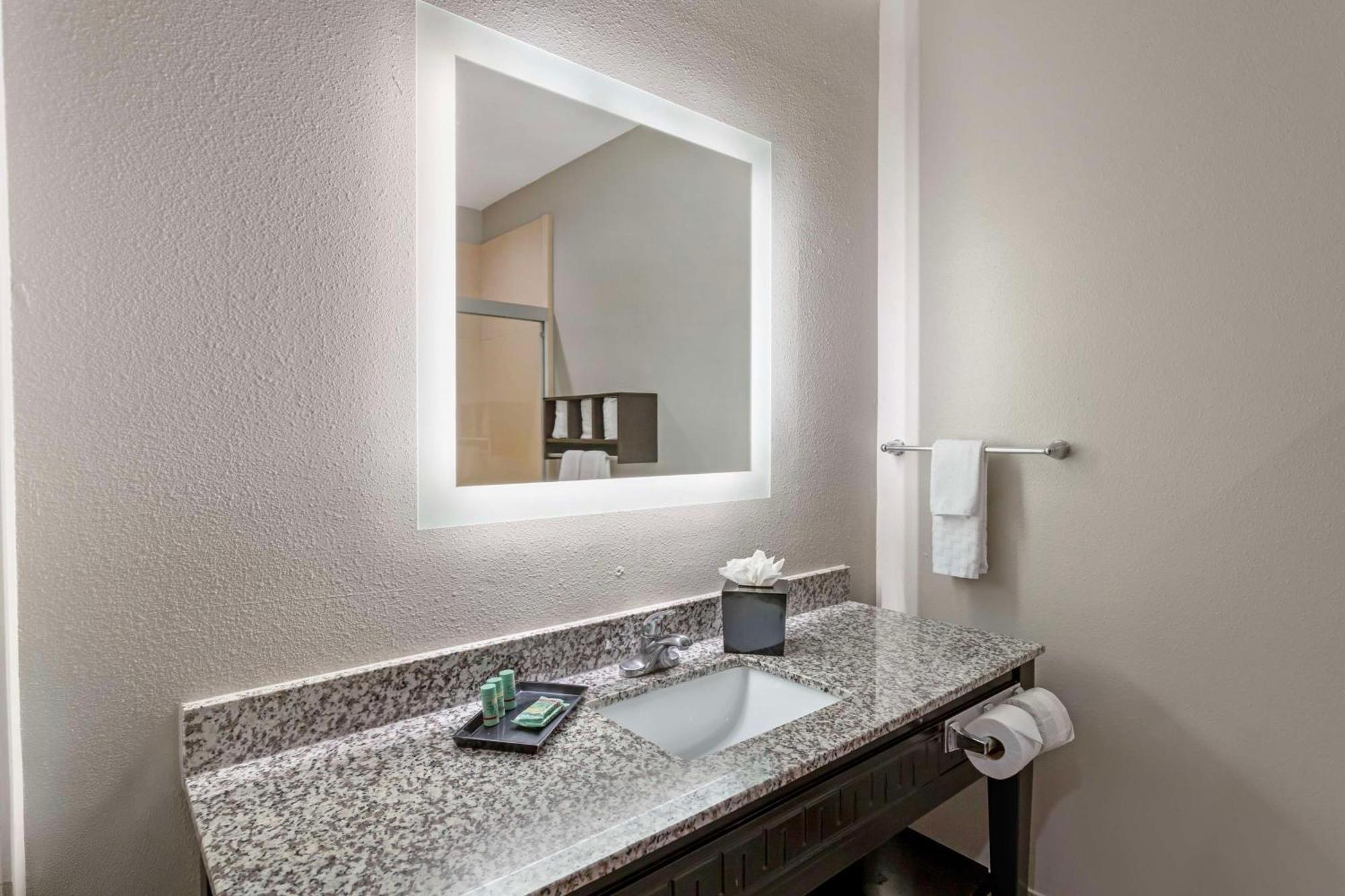 Best Western Casino Inn Vinton Dış mekan fotoğraf