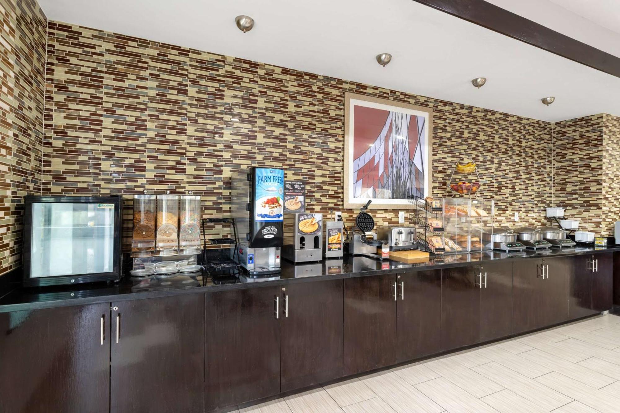 Best Western Casino Inn Vinton Dış mekan fotoğraf